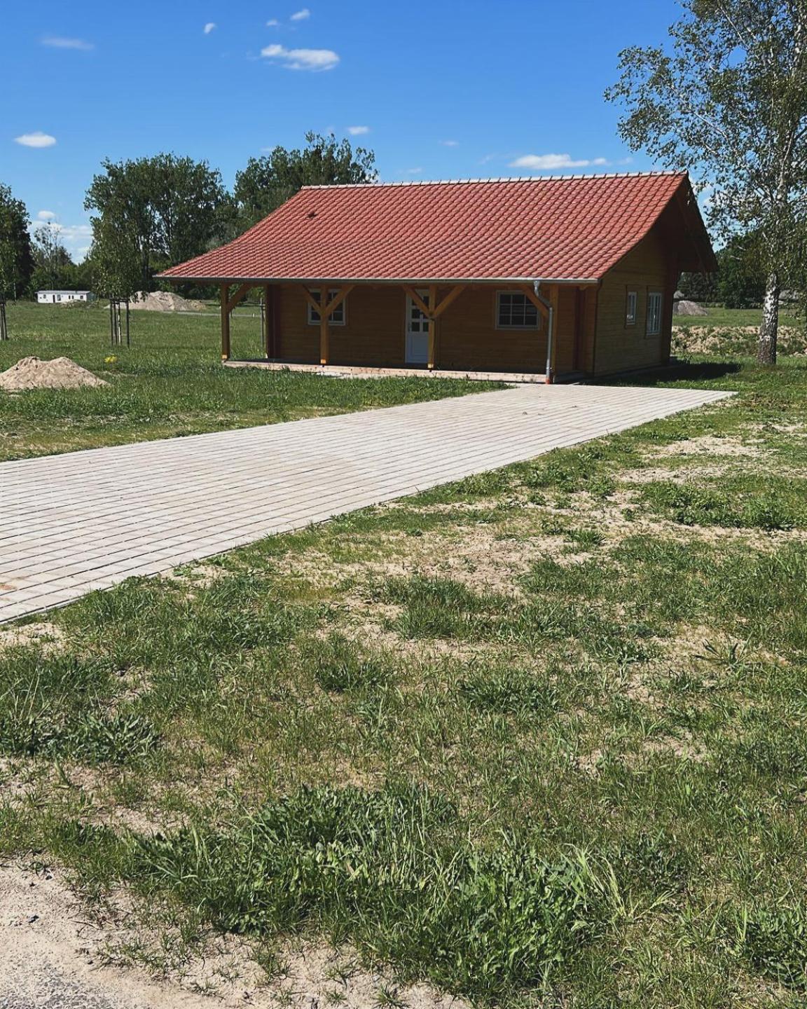 Вилла Airpark Ranch Larz Экстерьер фото